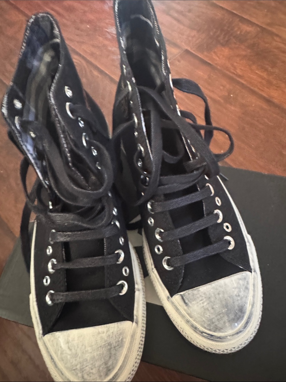 Converse Black High-Too platform distressed 39.5 8.5 NWB rare